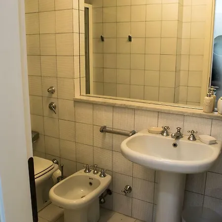 Apartamento Youhosty - Mercato Dx 16 Milán